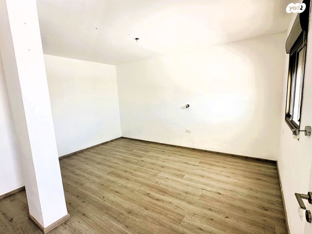 גג/ פנטהאוז, גד טדסקי, רמות הרכס, באר שבע