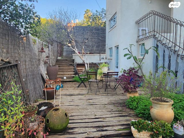 דו משפחתי, פוקס, גבעת העיריות, גדרה