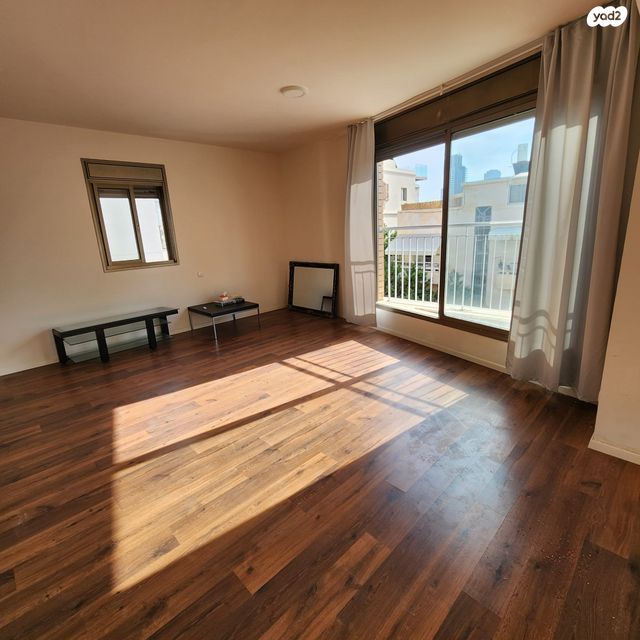 דירה, הרב קוק, כרם התימנים, תל אביב יפו