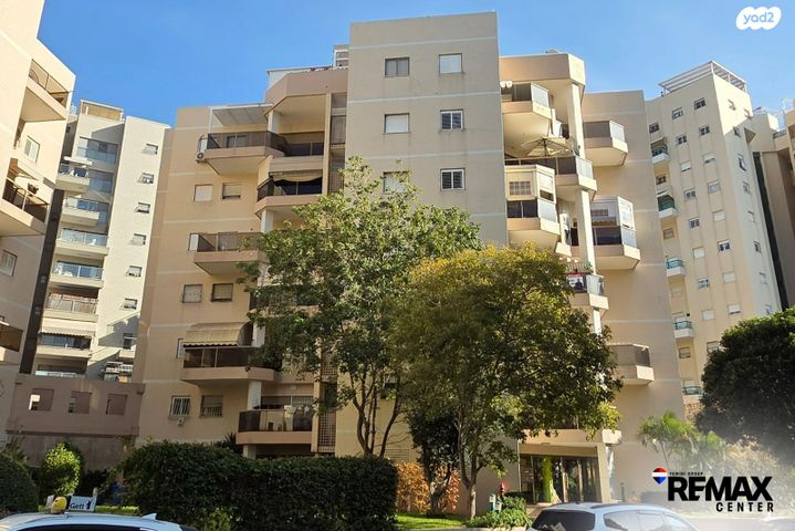 דירה, הרב מיימון, באבוב, בת ים