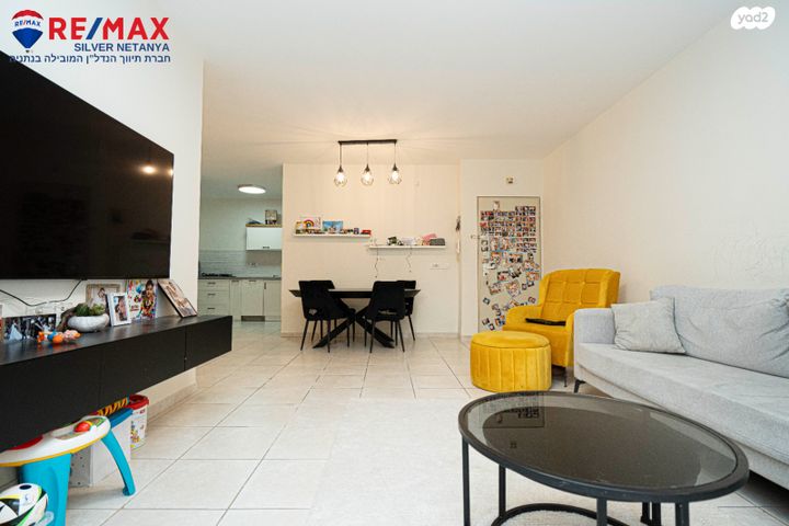 דירה, הרטום 28, קרית השרון, נתניה