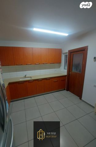 דירה, דוגית 2, קרית מנחם בגין, רמלה