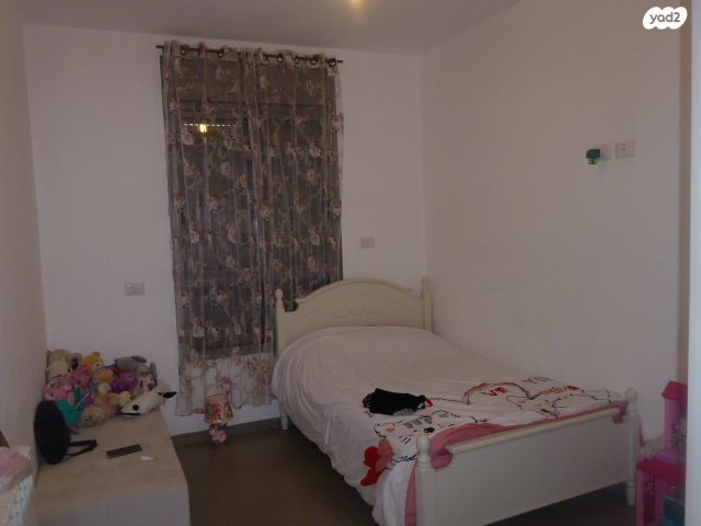 דירה, עמנואל זיסמן, חומת שמואל, הר חומה, ירושלים