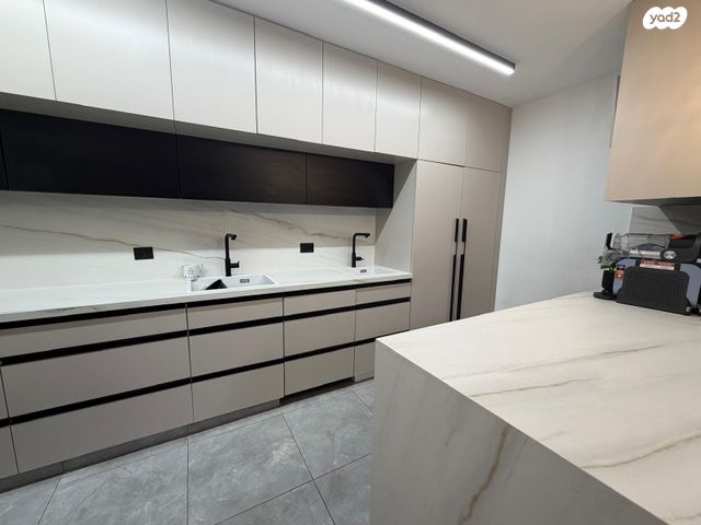 דירה, רועי קליין 27, נווה שמיר רמת בית שמש ה-1, בית שמש