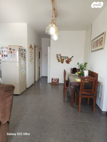 דירה, המייסדים, פרדס חנה כרכור