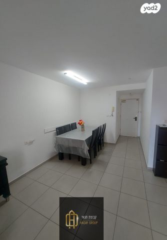 דירה, דוגית 2, קרית מנחם בגין, רמלה