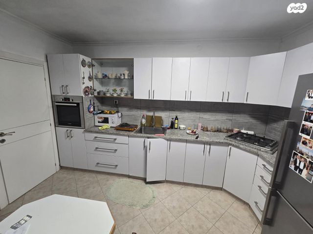 דו משפחתי, לשם, רותם, ערד