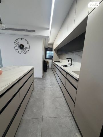 דירה, רועי קליין 27, נווה שמיר רמת בית שמש ה-1, בית שמש