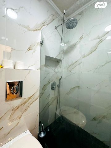 דירה, חיים, אפק, קרית ביאליק