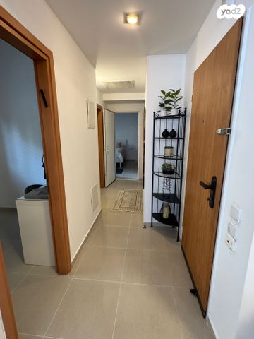 דירה, נגבה, רמת גן