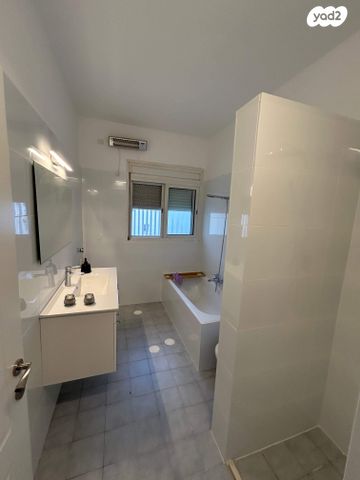 דירה, עיר, מרכז העיר, נהריה