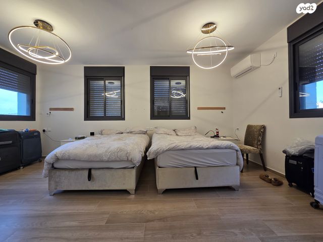 דירה, הכינור, שאר העיר, גבעת זאב