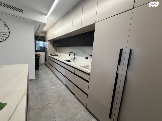 דירה, רועי קליין 27, נווה שמיר רמת בית שמש ה-1, בית שמש