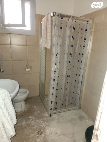 דירת גן, עמק הזיתים, הרצליה, חיפה