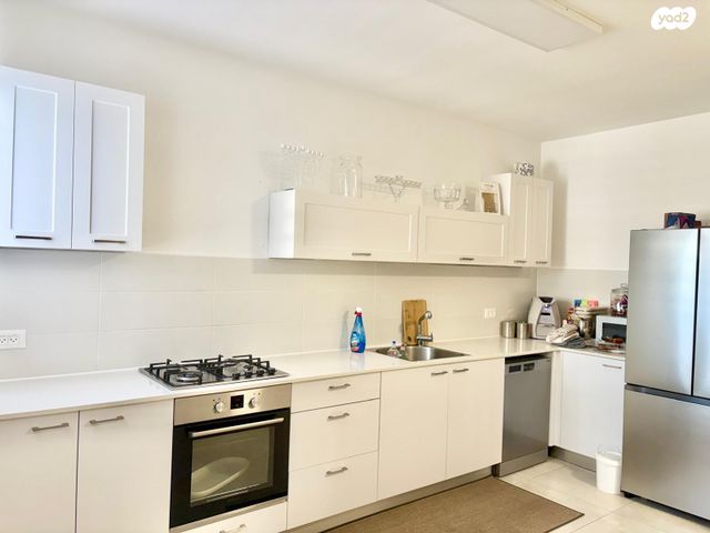 שושנת העמקים 