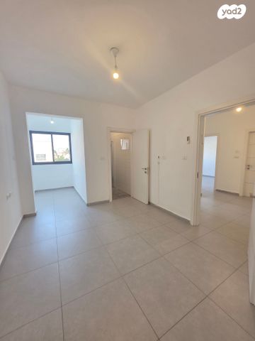 בית פרטי/ קוטג', חסיה המיילדת, בר לב, מזכרת בתיה