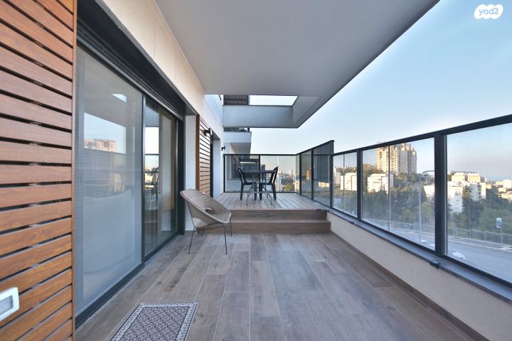 דירה, גבעת זמר, חיפה