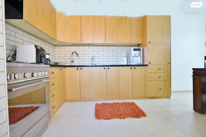 דירה, אלברט קיוסו 11, צהלון, שיכוני חסכון, תל אביב יפו