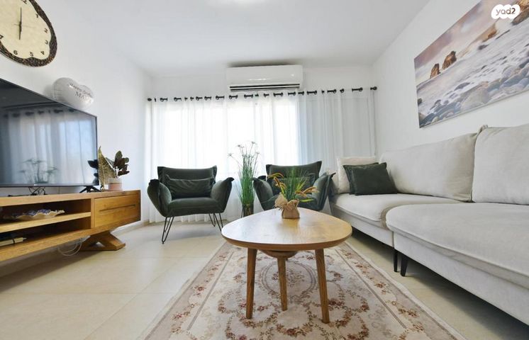 דירה, אלברט קיוסו 11, צהלון, שיכוני חסכון, תל אביב יפו