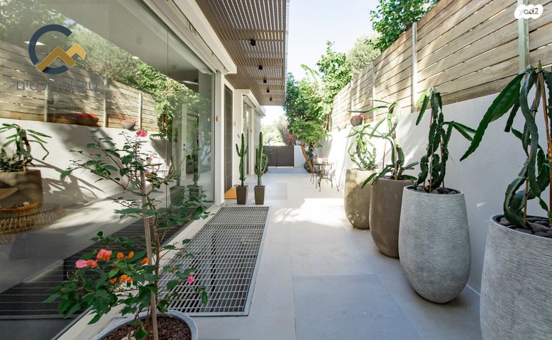 בית פרטי/ קוטג', מתחם האצבע, הוד השרון