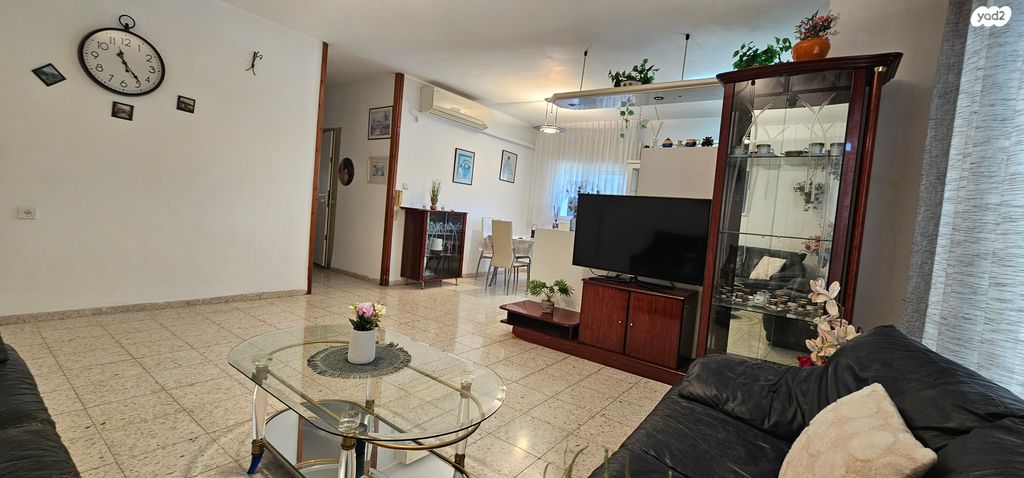 דירה, סוסקין, עיר, מרכז העיר, נהריה