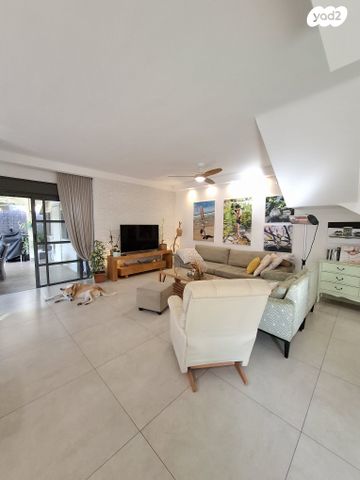 דו משפחתי, נוף הדר, כפר יונה