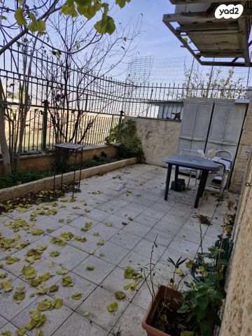 דירה, אמרי קלמן, פסגת זאב, ירושלים