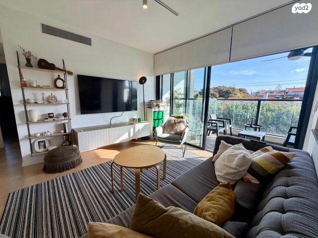 דירה, כיבוש העבודה 27, הרצליה הירוקה, נווה עובד, הרצליה