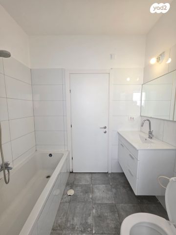 בית פרטי/ קוטג', חסיה המיילדת, בר לב, מזכרת בתיה