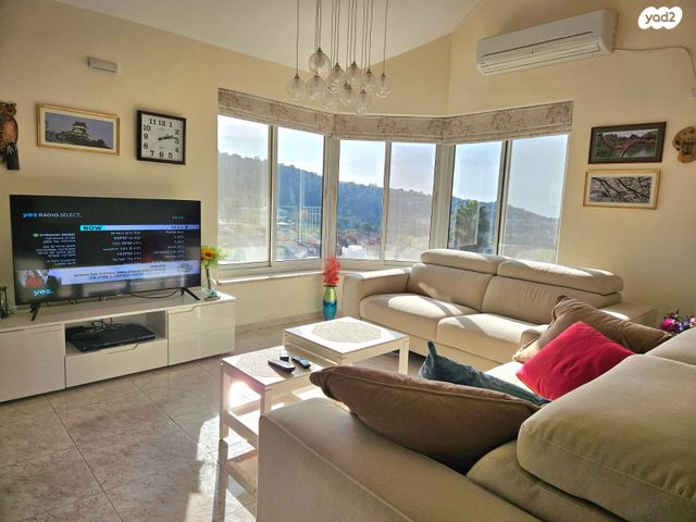 בית פרטי/ קוטג', כפר ורדים