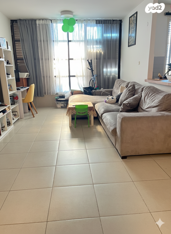 קרן קיימת לישראל 12