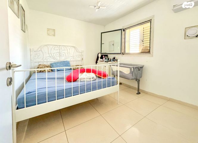 דירה, ישראל זנגוויל, קרית היובל, ירושלים