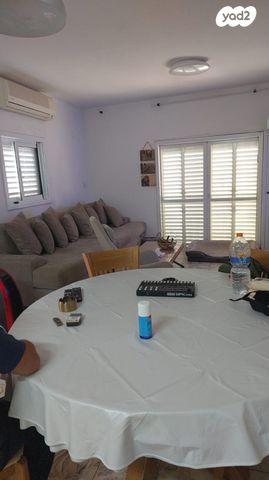 טריפלקס, השכונה הוותיקה, גבעת שמואל