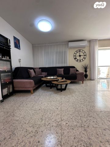 בית פרטי/ קוטג', רפאל אלנקווה, בן גוריון, אופקים