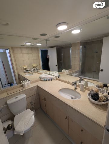 דירה, דוד אלעזר 10, חוף הכרמל, חיפה