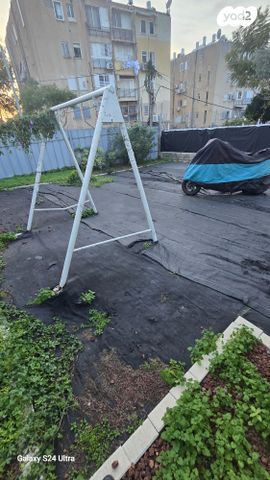 דירת גן, אסף שמחוני, קרית אתא