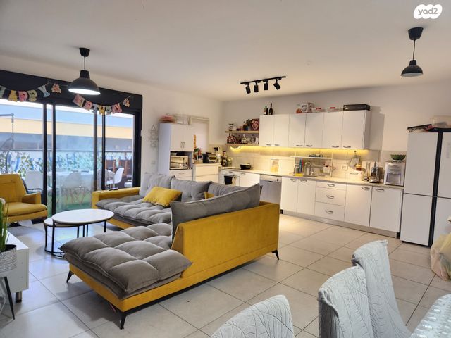 דירה, שדרות בן גוריון, פסגות אפק, ראש העין