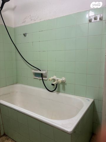 דירה, חולון