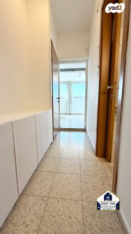 דירה, שדרות ירושלים, מרום נווה, רמת יצחק, רמת גן