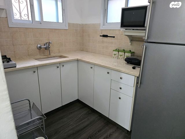 יחידת דיור, הגאונים, שעריים, רחובות