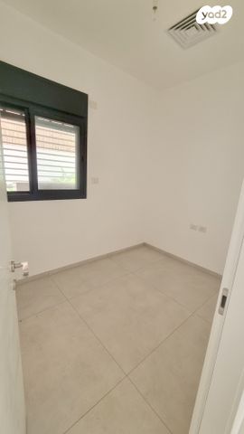 דירת גן, שדרות העם הצרפתי, שכונת הותיקים, רמת גן