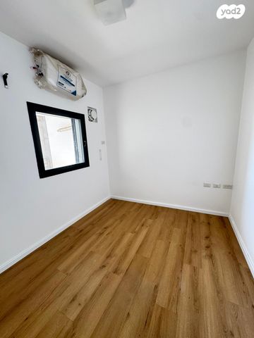 דירה, נווה גן, רמת השרון