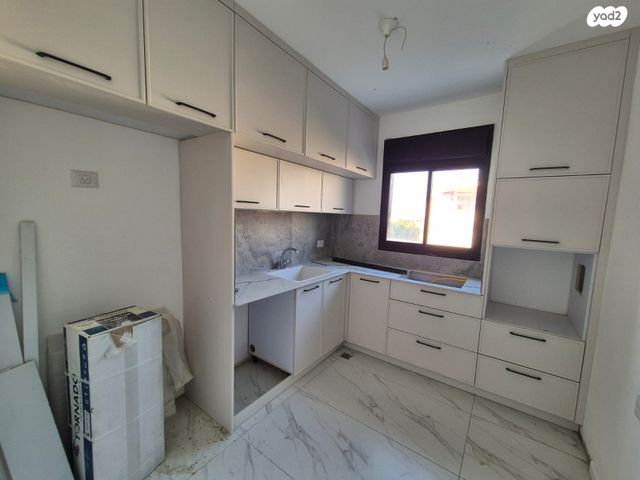 דירה, החשמונאים 51, בת ים