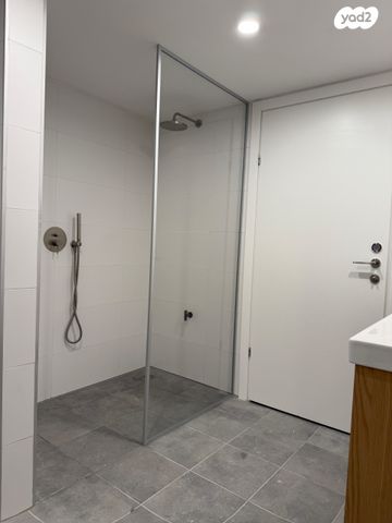 דירה, ההזנק, ראשון לציון