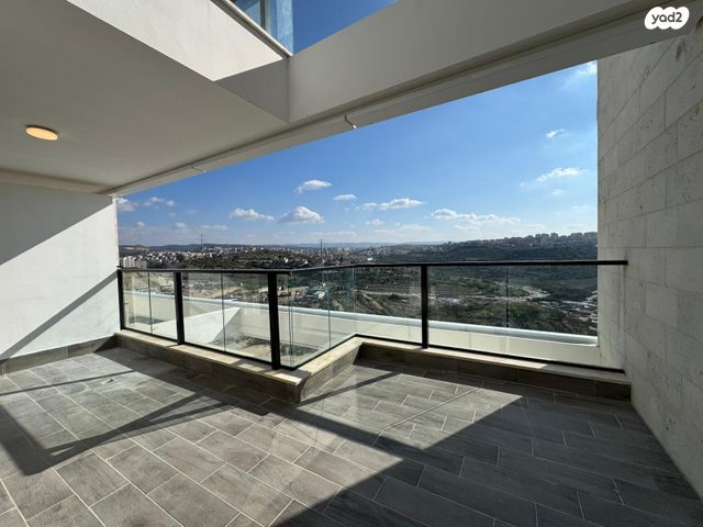 דירה, הרב ישראל גרוסמן, בית שמש