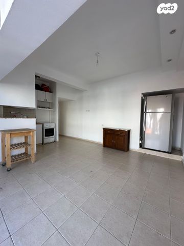 דירה, הרא"ה, שכונת יהלום, מרכז העיר ב, רמת גן