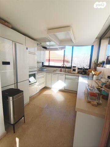 גג/ פנטהאוז