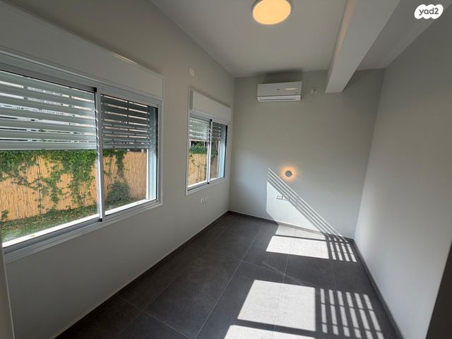 דירת גן, ברוריה, נחלת יצחק, תל אביב יפו