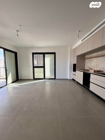 דירה, הכינור 3, הרצליה