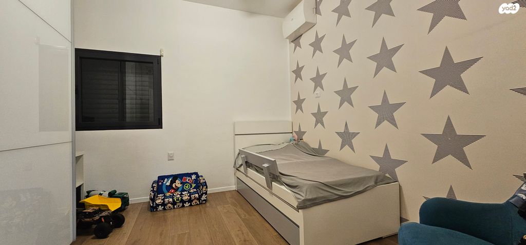 דירה, שדרות ביאליק, רמת השרון